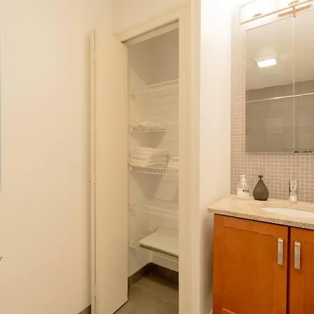 3Br Prime Hyde Park Location Near Uchicago And Dining Apartment Exterior photo