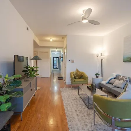 3Br Prime Hyde Park Location Near Uchicago And Dining Apartment Exterior photo